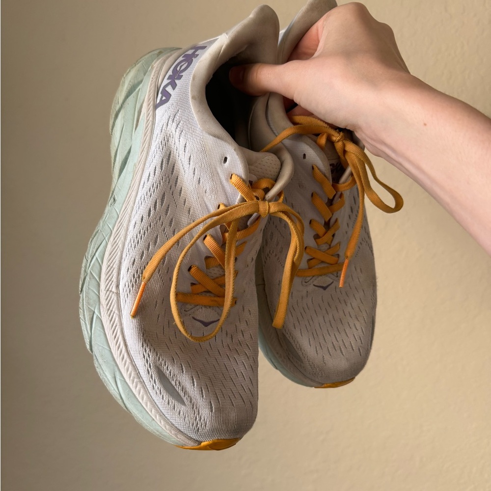Hoka Clifton 9 AS IS
